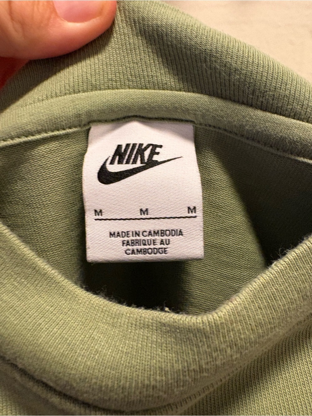 SOLD: Nike Women’s Short Sleeve Crop Tee in Sage Green with Black Logo - Picture 2 of 3